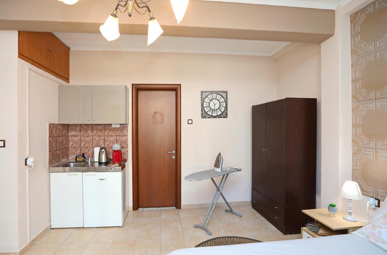Niki'S Apartement Kavala Eksteriør billede