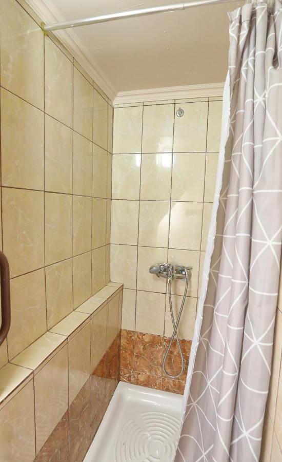 Niki'S Apartement Kavala Eksteriør billede